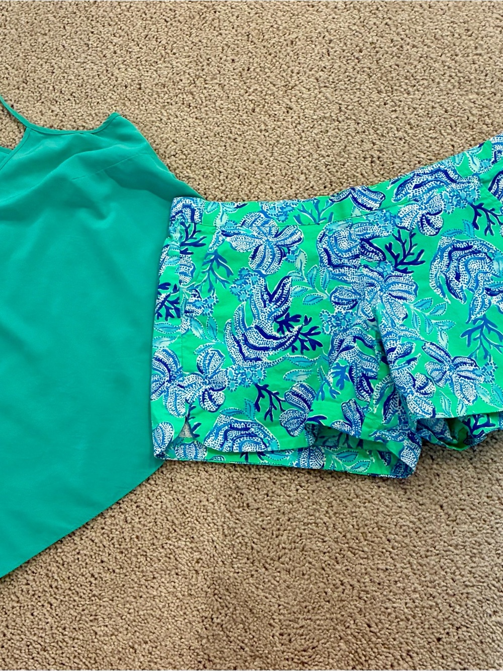 Lilly Pulitzer Silk Cami Top & Floral Shorts 2 Piece Set Green Blue S/M